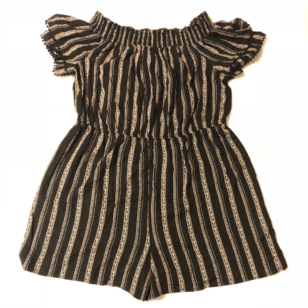 Black & white off the shoulder romper
